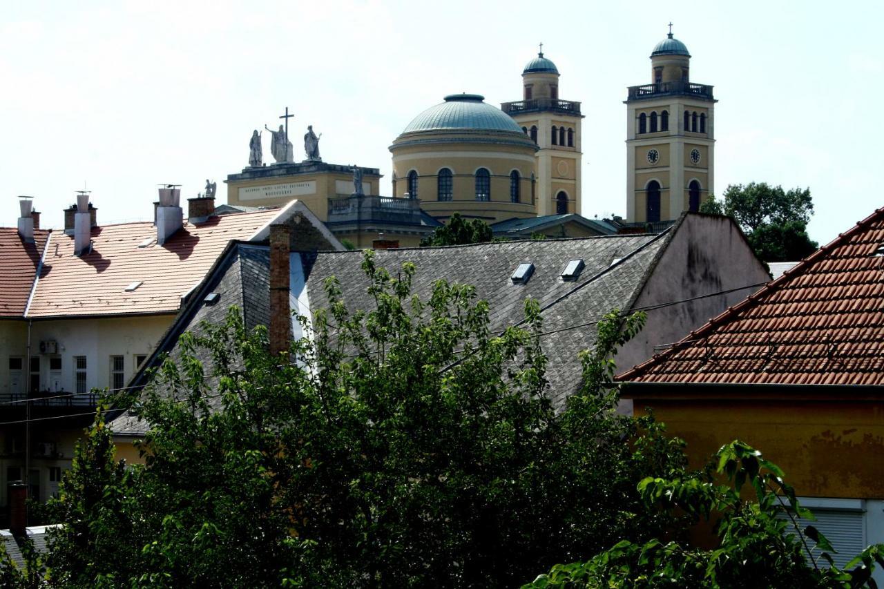 F&M Apartman Eger Exterior photo